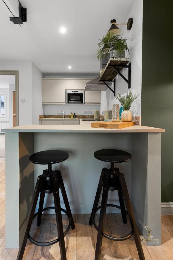 Luxe Courtyard Apartment For 4 Near Exeter City Centre Exterior foto